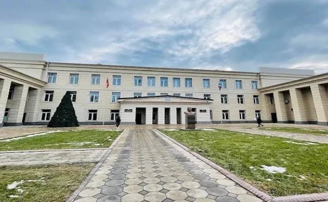 Teaching Hospital & Clinical Facilities