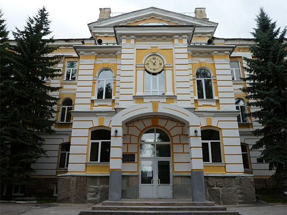 Teaching Hospital & Clinical Facilities